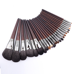 Juego de 24 brochas de maquillaje de pelo de caballo de cabra profesional, 24 piezas, brochas de sombra de ojos negras con bolsa de PU para delineador de cara y labios - Product Image 2