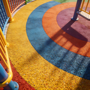 Granulés EPDM en vrac pour surfaces antidérapantes résistantes à l'usure pour l'accès des personnes handicapées aux bâtiments publics - Product Image 1