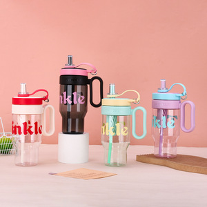 Garrafa de Água Plástica de Grande Capacidade para Meninas, Copos de Água Rosa Fofos com Tampa e Canudo, Copo Portátil para Bebidas em Carros e Esportes - Product Image 2