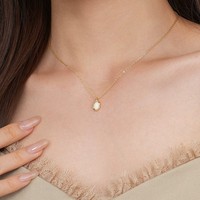 Collier Pendentif Ovale en Opale en Argent Sterling S925 pour Femme, Chaîne Claviculaire à Monture Irrégulière, Design Forme Organique, Bijou Anti-ternissement