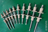 Bonne performance sur mesure Double écrous Vis à tête cylindrique à grande vitesse