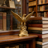 Sculpture en résine Aigle royal - Statue d'inspiration vintage, symbole d'ambition et de réussite pour les bibliothèques et les bureaux de direction