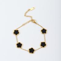 Juego de 2 piezas: Pulsera y Collar de Flor Esmaltada Negra Chapada en Oro Real de 18k, con Tréboles de Cinco Hojas de Concha Blanca de Acero Inoxidable