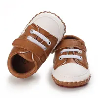 Scarpe da bambino per bambini di 0-1 anno all'ingrosso suola in gomma PU scarpe Casual sportive resistenti all'usura antiscivolo per bambino