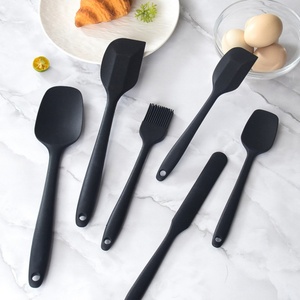 Heat Resistant <b>Silicone</b> <b>Baking</b> Tools 6-piece Household Cake Spatula Oil Brush Salad Spatula Kitchen <b>Baking</b> Tools Set - Product Image 4