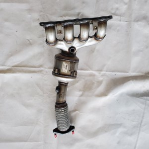 Convertidor Catalítico Euro II Marca YueYang de Acero Inoxidable para Fiesta 2011-2016 L4 1.6L E8Z-5G232-A - Product Image 3