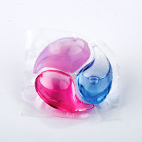 Capsules de lessive Détergent à lessive soluble dans l'eau Dosettes Nettoyant enzymatique Détergent écologique
