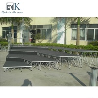 Scène de chorale portable en aluminium pour spectacle scolaire, événement ou spectacle de chorale