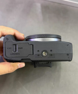 La caméra hybride d'entrée de gamme la plus performante, la R50, vous permet d'accéder au système d'objectifs RF au coût le plus bas ! - Product Image 5