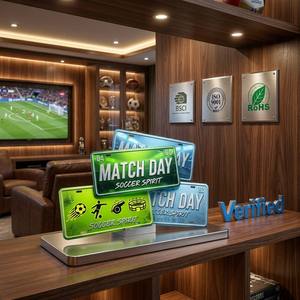 <span class=keywords><strong>Plaque</strong></span> d'<span class=keywords><strong>immatriculation</strong></span> en aluminium gaufré 3D Wanfeng, design terrain de football moderne et dynamique, finition chrome noir, épaisseur 0,3-1 mm, décor vert vif - Product Image 2