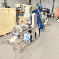 Automatische, hoog-efficiënte fruit- en groentesapcentrifuge met hellende transportband voor commercieel gebruik, waterbestendig