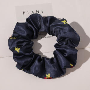 Chouchou <span class=keywords><strong>métallique</strong></span> brillant pour femmes, accessoires pour cheveux, bande élastique Laser, chouchou, cravates en caoutchouc, pour queue de cheval, pour filles, nouvelle collection - Product Image 3