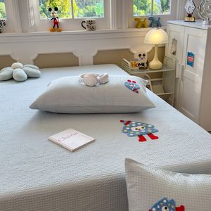 <span class=keywords><strong>Drap</strong></span>-<span class=keywords><strong>housse</strong></span> 100 % coton à motif dessin animé chapeau de Père Noël, poche profonde et coins élastiques - Product Image 4