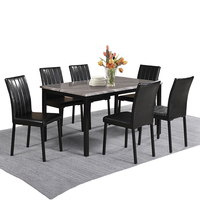 Ensemble de table à manger minimaliste en marbre avec 6 chaises en cuir PU à surpiqûres verticales pour une décoration intérieure contemporaine