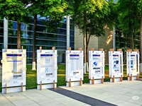 Nouvelle tendance écologique nid d'abeille carton papier salon commercial présentoirs modernes Double face publicité affiches