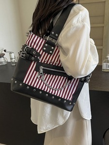 กระเป๋าโท้ทแฟชั่นสุดหรูสำหรับผู้หญิง ดีไซน์เก๋ไก๋ประดับหมุด ตกแต่งแบบสะพายไหล่เดียว ดีไซน์ใต้วงแขน บุด้วยผ้าแคนวาส ซิป PU ใช้ได้ทุกฤดู - Product Image 2