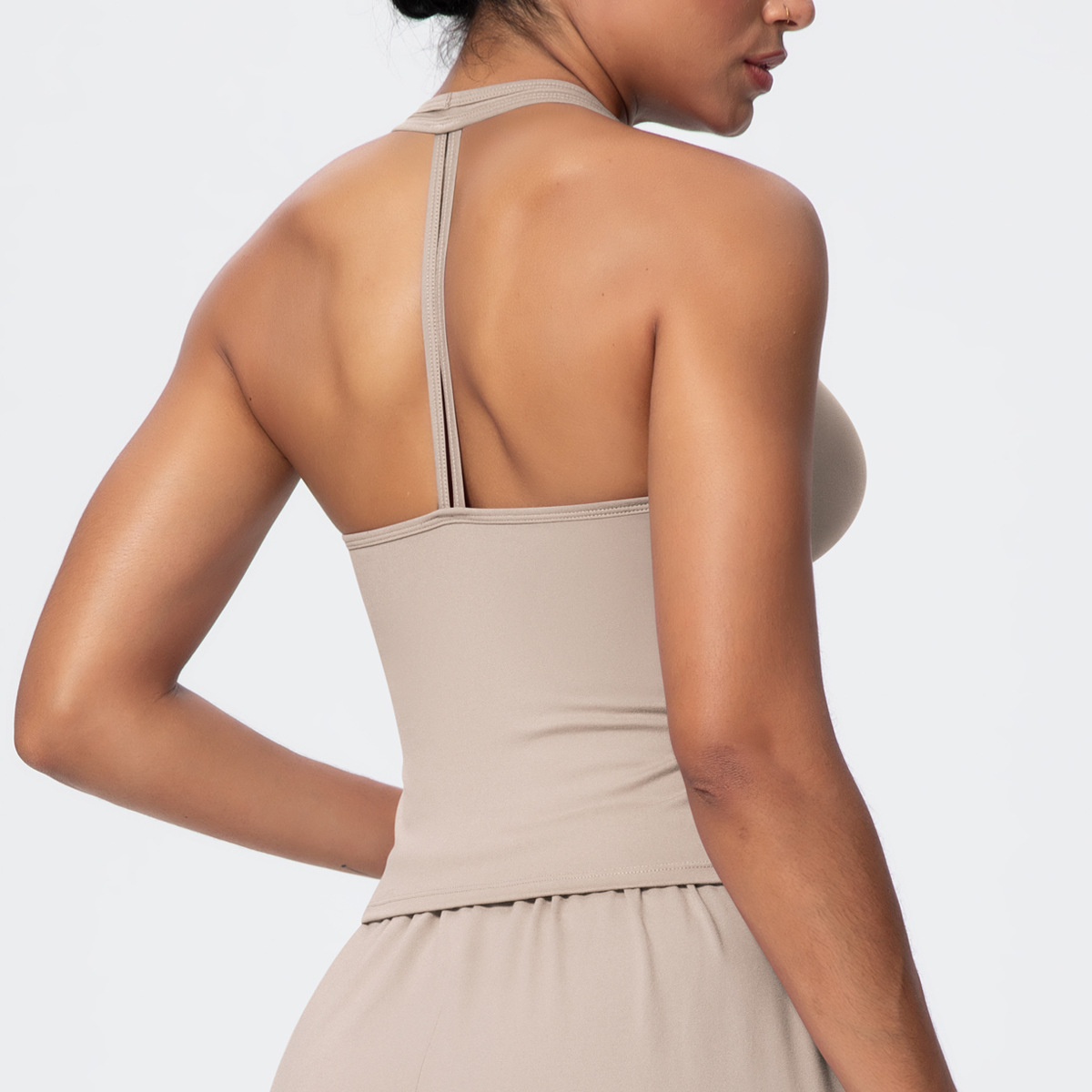 vest-white