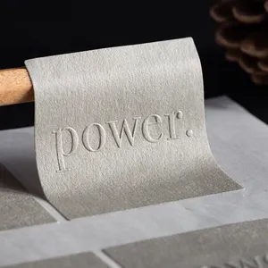 Autocollants adhésifs en papier texturé mat gaufré 3D avec impression <span class=keywords><strong>couleur</strong></span> du logo <span class=keywords><strong>de</strong></span> marque personnalisé, <span class=keywords><strong>étiquette</strong></span>s <span class=keywords><strong>de</strong></span> parfum, <span class=keywords><strong>étiquette</strong></span>s <span class=keywords><strong>de</strong></span> marque - Product Image 1