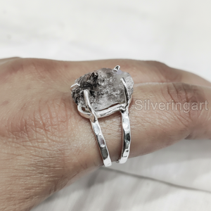 Bijoux en pierre brute Bague pour femme Bague en argent sterling 925 avec diamant Herkimer brut naturel Pierre de naissance 2 bijoux martelés - Product Image 2