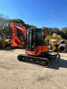 Excavatrice sur chenilles Hitachi ZX50 d'occasion, petite, 5 tonnes, mini ZX50 hydraulique, excavatrice sur chenilles Hitachi Zx50 d'occasion - Product Image 4