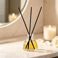 Bouteille diffuseur de parfum en gros, emballage aromathérapie 30ml, flacon en verre transparent en forme de fleur avec boîte