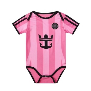 ชุดนอนเด็กทารกฟุตบอลลีกอเมริกาเหนือปี 2026 โปรตุเกส ซัมเมอร์ |   ชุดรอมเปอร์ฟุตบอลเด็ก CR7 แขนกุด ยูนิเซ็กส์ ขายส่ง - Product Image 3