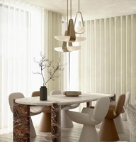 Mobilier de maison en pierre personnalisé Table ronde en marbre Calacatta Table à manger en marbre blanc avec marbre rouge solide à 4 pieds