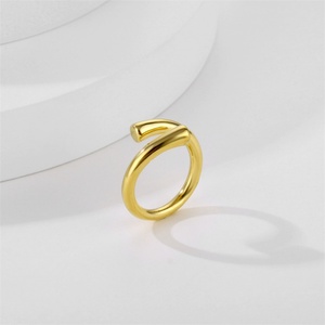 Anillo Personalizado de Fabricante, Joyería Vintage, Anillo Abierto Irregular de Oro - Product Image 3