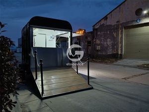 Chariots à nourriture et camions à café mobiles entièrement équipés Remorques à nourriture pour chevaux en aluminium et en fibre de verre Remorques concessionnaires pour snacks - Product Image 2