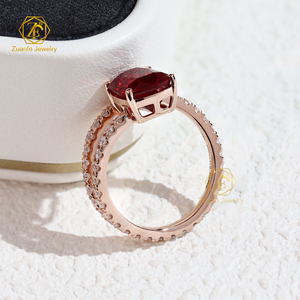 925シルバー10K 14K <span class=keywords><strong>18Kt</strong></span>ローズゴールドピジョンブラッドLAB成長ルビーリング3CTロングクッションカット婚約ウェディングジュエリー女性用 - Product Image 3