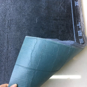 Membrane d'étanchéité bitumineuse polymère <span class=keywords><strong>auto</strong></span>-adhésive SBS APP à granulés minéraux noirs à application à froid pour toiture en structure bois - Product Image 5