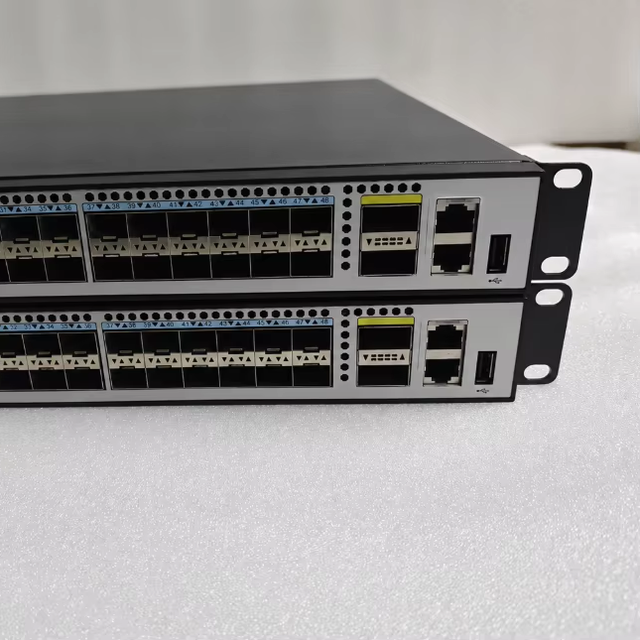 Used SY-S6720-54C-EI-48S S6720 Series Enterprise Core Switch 48 Ports 10 Gigabit Optical Port SNMP QoS Stackable 208Gbps