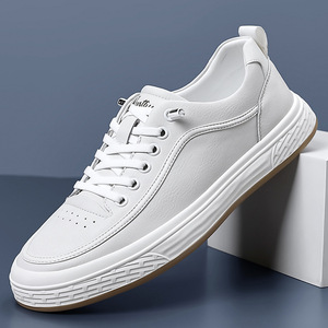 Chaussures de skate tendance et polyvalentes, parfaites pour toutes les occasions. Nouveau style avec semelle souple, adapté aux tenues décontractées et antidérapantes. - Product Image 1