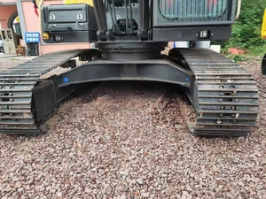 Excavatrices Volvo EC240DL d'occasion de qualité supérieure, excavatrice hydraulique sur chenilles de 24 tonnes | Matériel minier d'occasion robuste avec certification CE - Product Image 6