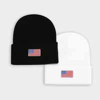 En stock drapeau américain des États-Unis bonnets patriotiques brodés bonnet en tricot à revers bonnet plié pour la plage et les voyages
