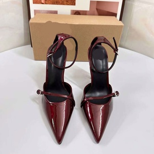 Summer New High Heel Damenschuhe Hochwertige spitze Stiletto Mouller Schuhe mit einem Knopf riemen Damen Sandalen - Product Image 5