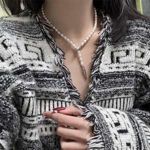 Collier en perles d'eau douce naturelles Zhuji Zhizhen 25 ans, forme géométrique, luxe léger, ornement haut de gamme, vente en gros - Product Image 3