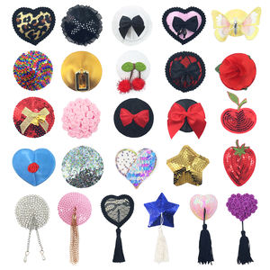 女性のためのセクシーなブラおっぱい胸カバーリングゴールデンPUレザー自己接着再利用可能な乳首パティー - Product Image 5