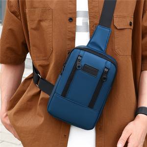 Rcogal Bolso de pecho para hombre, azul, de gran capacidad, ligero, informal, bandolera, para atuendos diarios, verano 2025 - Product Image 1