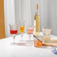 LOMATO Luxe Glaswerk Bladgesneden Coupe Tumbler Handgegraveerd Geëtst Modern BPA-Vrij 250ml Capaciteit Wijn Ecologisch Zakelijk