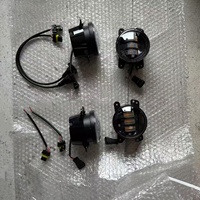 Un ensemble de lumière jaune/blanc adapté aux Jeeps Wranglers JL modifié Dragon avant LED antibrouillard.
