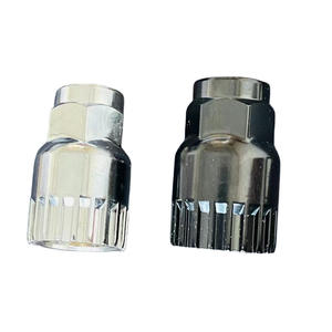 Llave de vaso de acero plateado y negro para reparación de buje inferior de bicicleta Qt 5641677 - Product Image 1