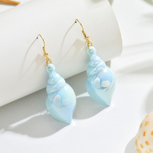 ต่างหูอะคริลิคทรงเปลือกหอยหลากสีสไตล์ยุโรปและอเมริกา ดีไซน์เก๋สะดุดตา - Product Image 4