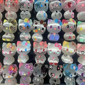 Fabrik individuelle natürliche Kristallstatue Hello Kitty Selenit-Schmuck Hello Kitty Figurine Kristallschnitzerei als Geschenk