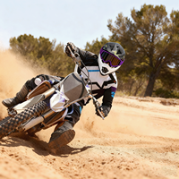 Casque intégral de moto tout-terrain Enduro, de haute qualité, neuf, en gros, OEM/ODM, fabriqué en PC, résistant au vent et à la poussière, avec lunettes