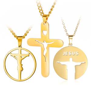 Collier Croix Crucifix Jésus Myshape, Pendentif Statue <span class=keywords><strong>Christ</strong></span> Sauveur en Acier Inoxydable, Cadeau Religieux pour Prière et <span class=keywords><strong>Bible</strong></span> - Product Image 1
