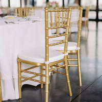 Chaises de banquet empilables en plastique doré Chiavari pour événements, hôtels et fêtes, vente en gros à bas prix