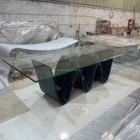 Table à manger paramétrique avec base en bois et plateau en verre transparent, design de bureau de salle à manger pour l'ameublement résidentiel, la maison, l'hôtel et les équipements FF&E