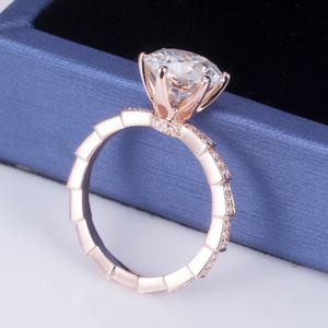 แหวนเงินแท้ 925 ชุบทองคำขาว ดีไซน์เรียบหรู รุ่น MS-598 สำหรับผู้หญิง - Product Image 4