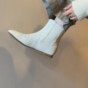 Version en cuir de vache ~ Bottines Chelsea pour femmes au style français et britannique, bout rond, cuir véritable, polyvalentes, plates, ajustées - Product Image 4